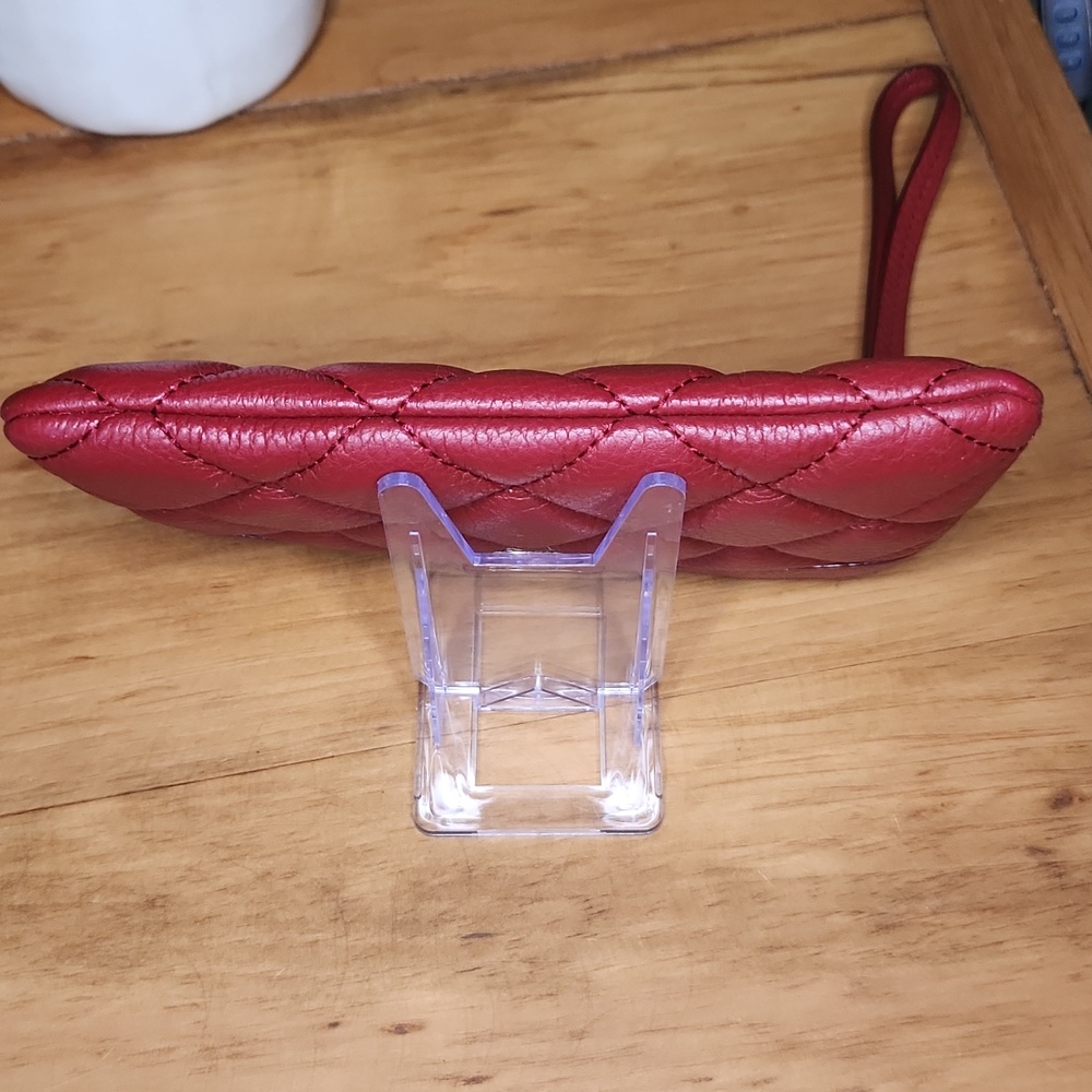 Kate Spade Quilted Red Leather Wristlet with Strap EUC - Picture 6 of 9